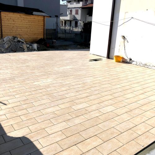 Pavimentazione cemento stampato Pavimentazione cortile Pavimentazione architettonica